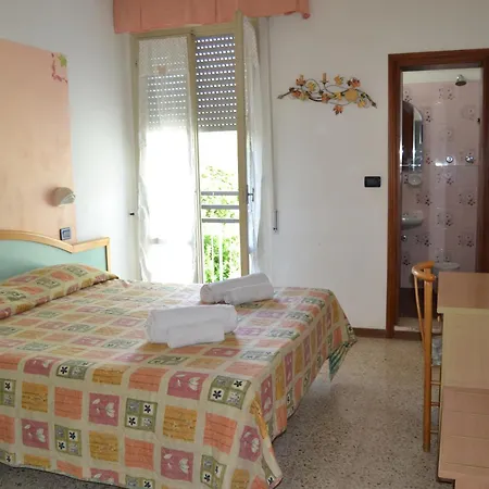 Hotel Rosy Bellaria-Igea Marina Exterior photo