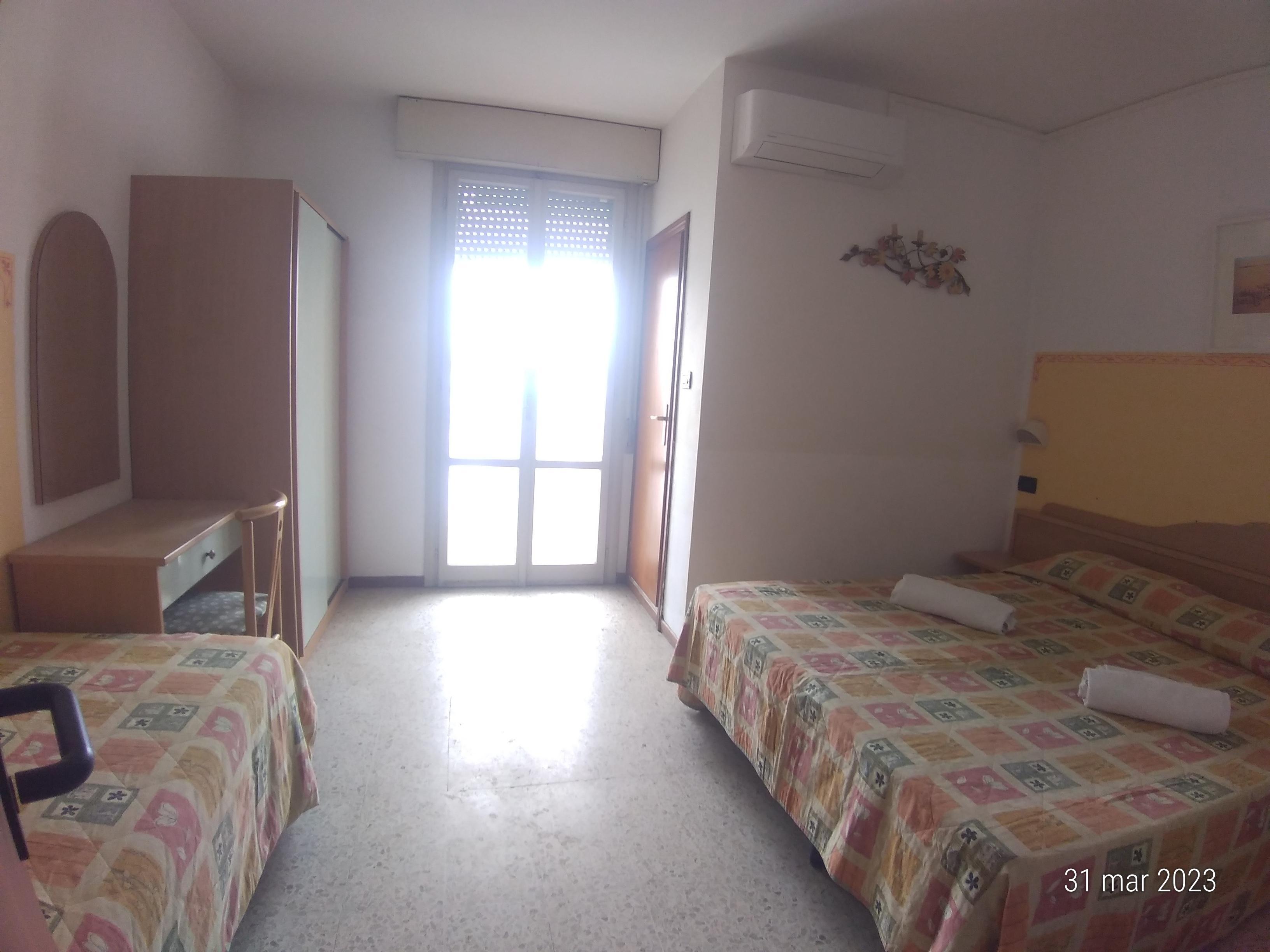 Rosy Hotel